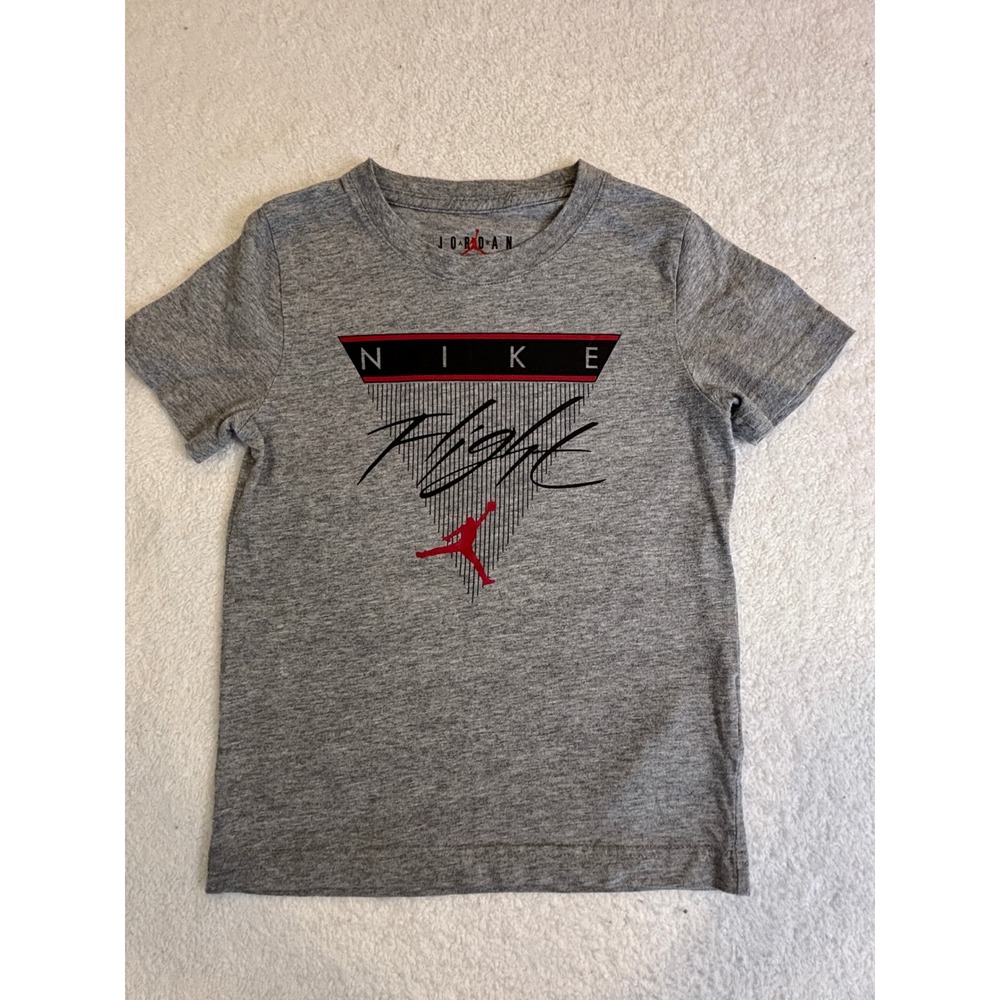 Jordan Nike Flight T-Shirt Boys Size 6 Heather Gray Jumpman Graphic Short Sleeve